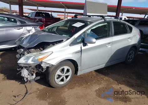 2014 Toyota Prius Two z USA, uszkodzony, nr VIN JTDKN3DUXE1752279